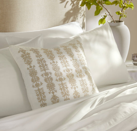 Linen Floral Reed Pillow Cover (20x20) - White/Oak