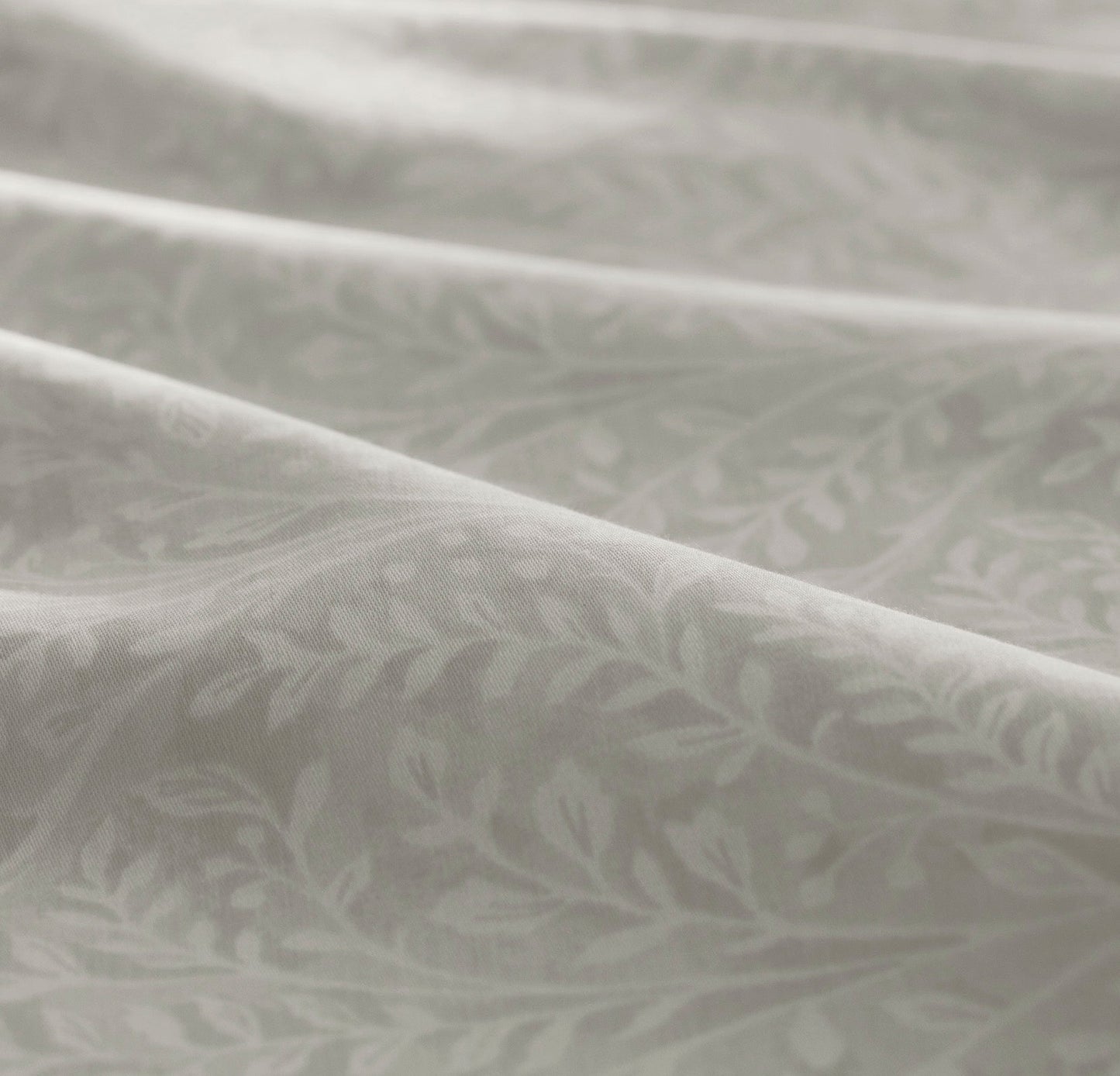 Signature Hemmed Sheet Set - Mist Climbing Vine