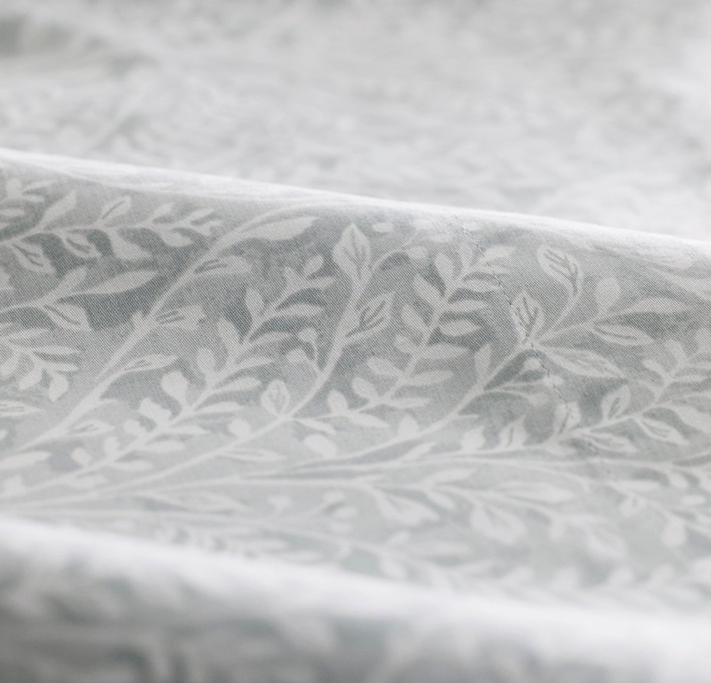 Signature Hemmed Sheet Set - Shore Climbing Vine