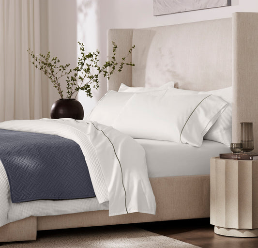 Signature Hemmed Sheet Set - White/Juniper Embroidered