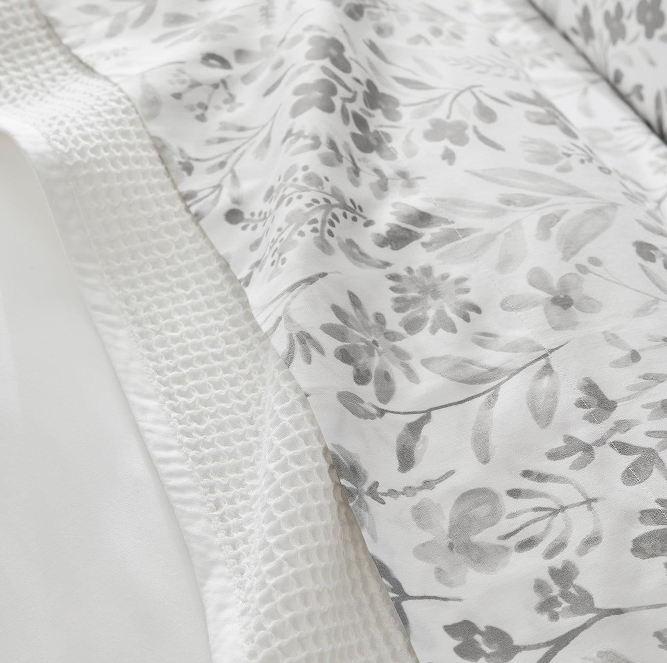 Signature Hemmed Sheet Set - Pewter Botanical
